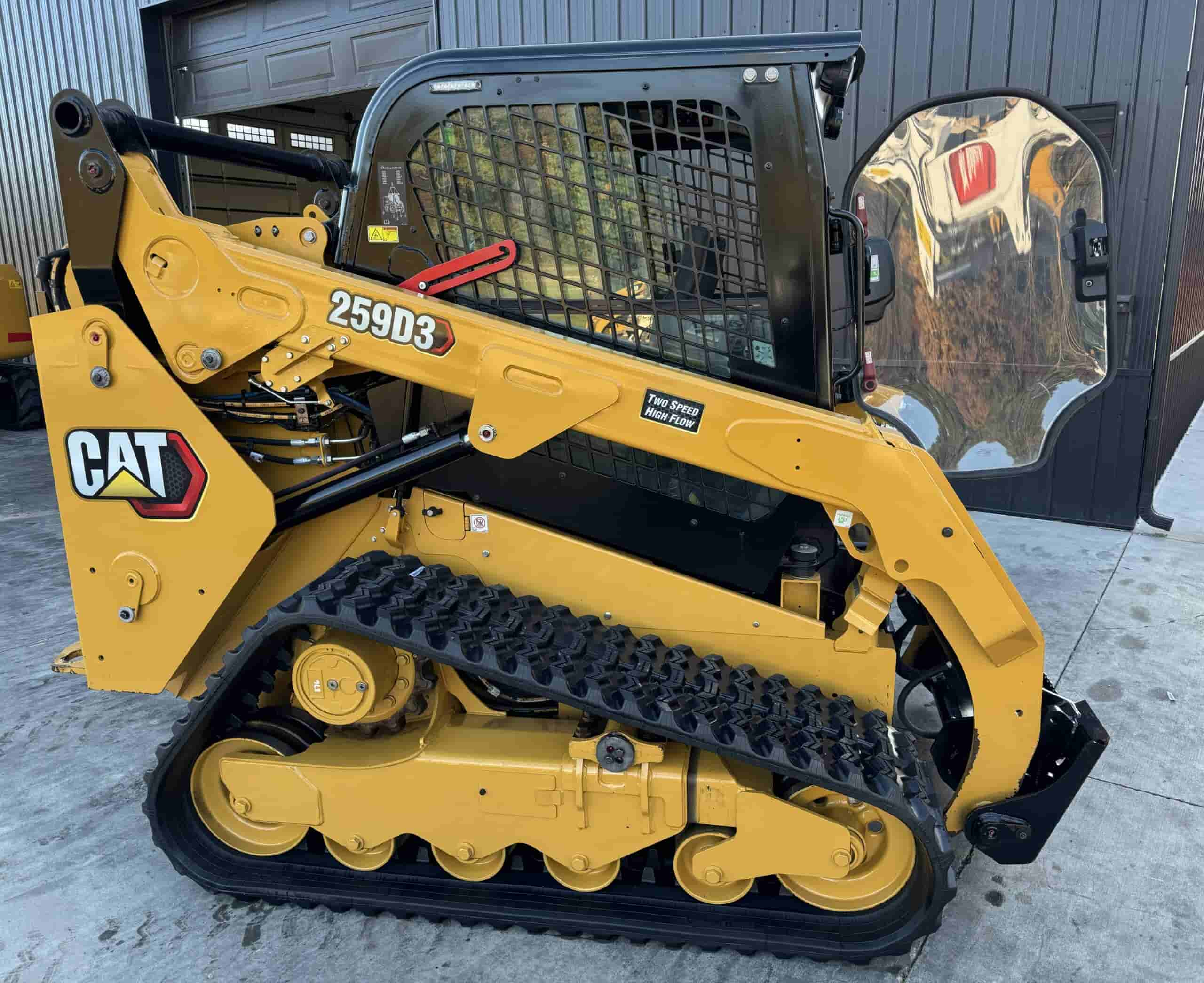 2022 CAT 259D3 HIGH FLOW
